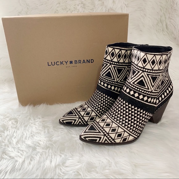 Lucky Brand Munsie Bootie - Picture 2 of 5